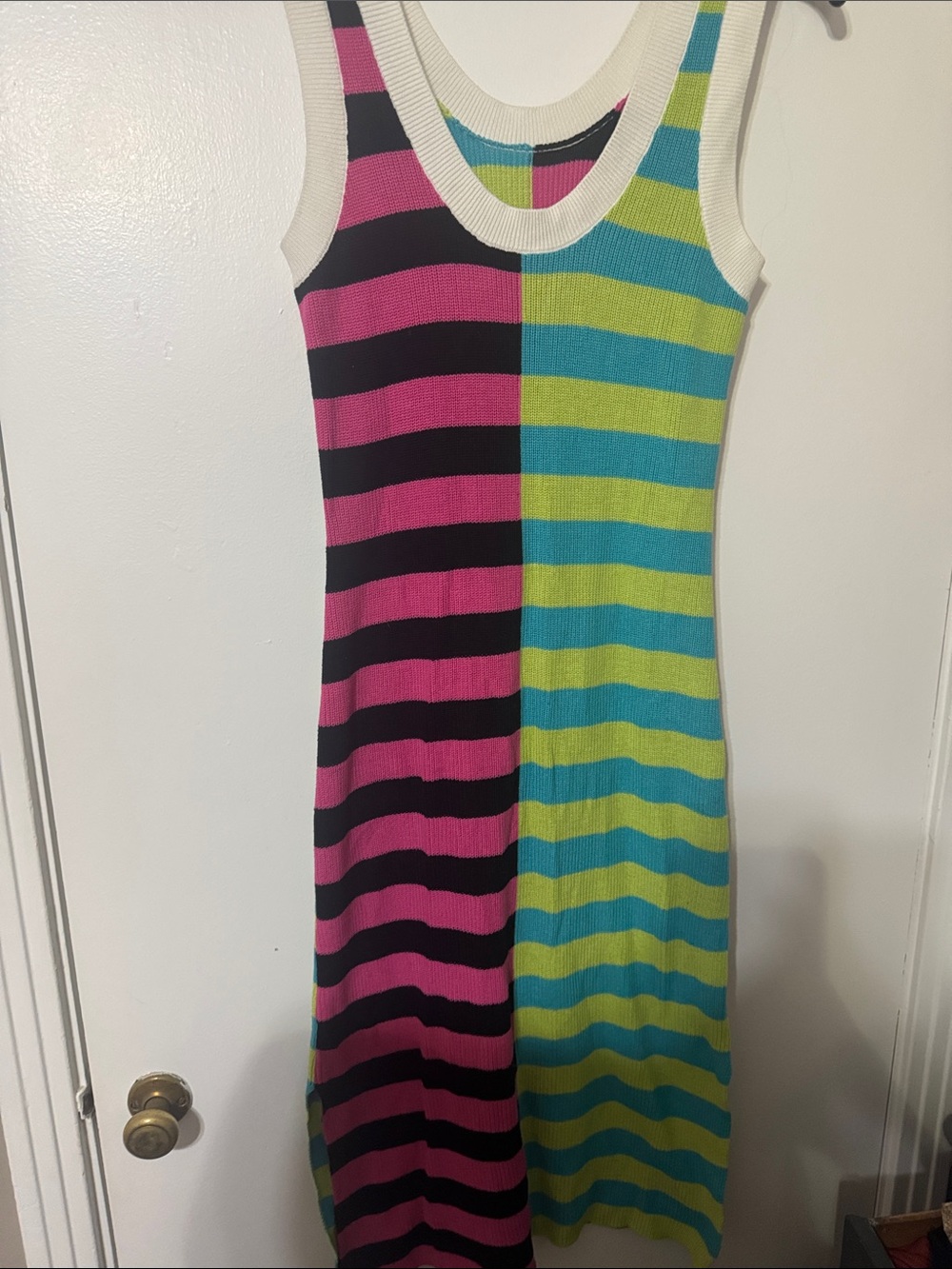 Sleeveless knit dress